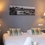 Au Bout Du Quai