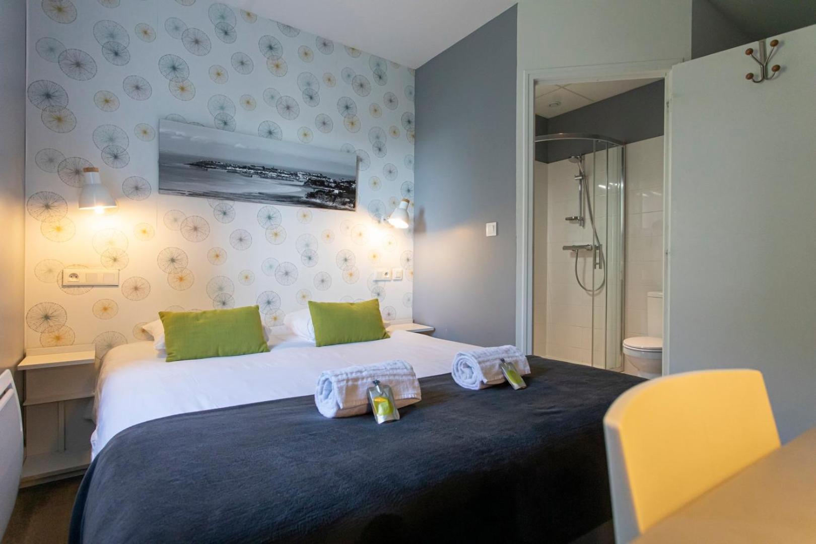 Au Bout Du Quai Hotel 3*