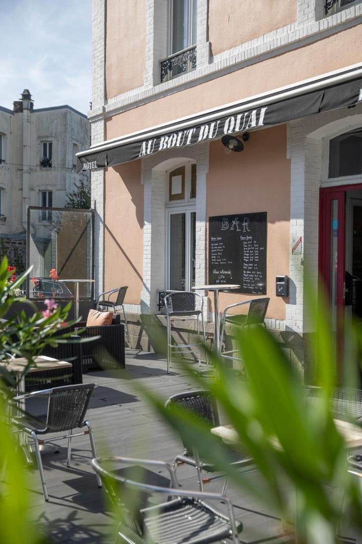Au Bout Du Quai Granville